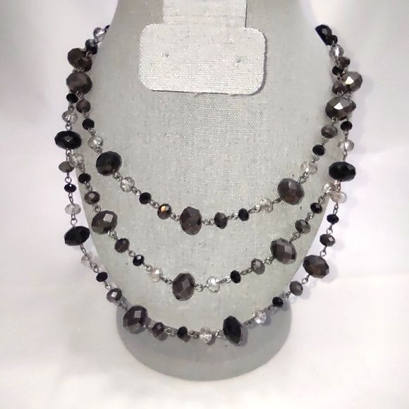 22 Inch Three Tier Black & Clear Beaded Necklace - Picture 1 of 3